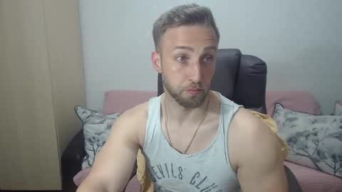 Mr Blond online show from May 24, 8:59 pm
