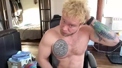 blondebluebear online show from March 17, 2:41 pm