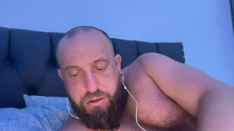 blue_eyes247 online show from June 28, 1:50 pm