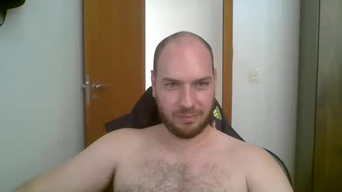 Blue online show from December 18, 5:31 pm