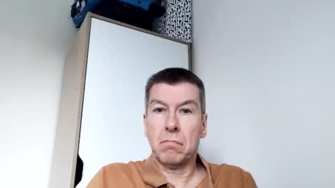 blueeyesteele online show from September 17, 9:43 am