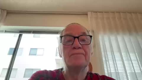 Blueyedudeseattle online show from October 12, 4:45 pm