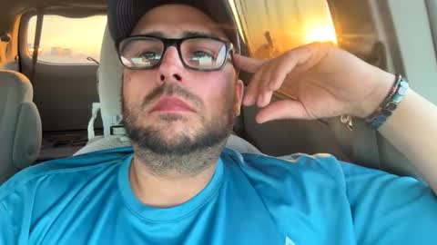 Bobbyyyy online show from June 2, 1:17 am