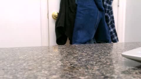 boblong99 online show from October 6, 9:30 pm