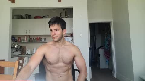 Snapshot of bondi333 chatting on December 18, 10:46 pm Bondi online show from December 18, 10:46 pm