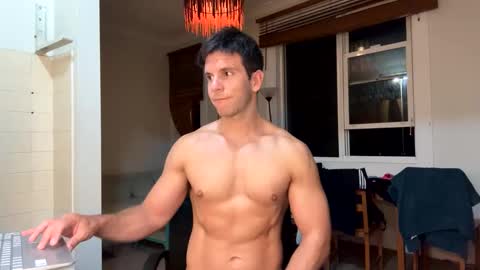 Snapshot of bondi333 chatting on February 14, 9:34 am Bondi online show from February 14, 9:34 am