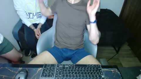 bossking019 online show from February 23, 2:35 am