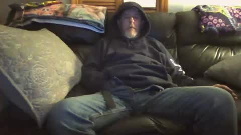 bostonguy1969 online show from February 2, 3:43 am