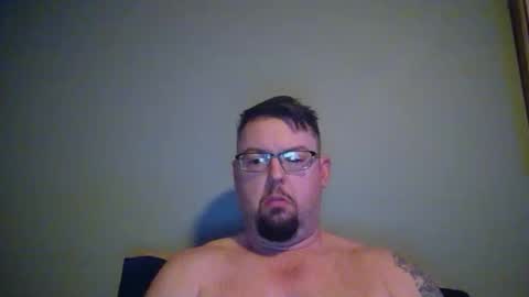 bowtieguy84 online show from April 5, 10:34 am