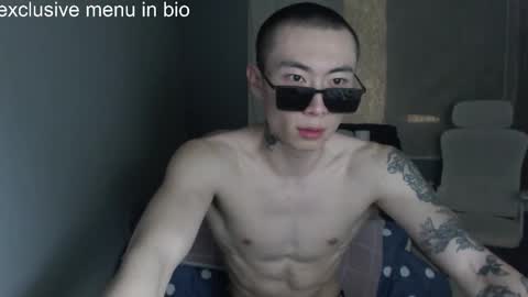 boxman556990 online show from February 1, 2:21 am