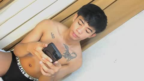 HI IM JAMES DONT FORGET GIVE ME THUMBS UP AND JOIN TO MY FANCLUB online show from July 3, 3:23 am