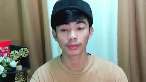 HI IM JAMES DONT FORGET GIVE ME THUMBS UP AND JOIN TO MY FANCLUB online show from November 14, 1:09 am