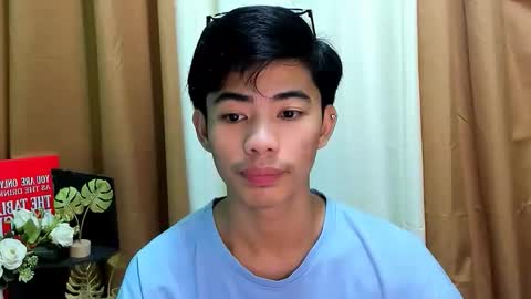 HI IM JAMES DONT FORGET GIVE ME THUMBS UP AND JOIN TO MY FANCLUB online show from November 9, 7:40 pm