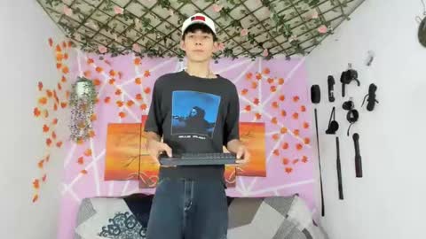 boys4hot_777 online show from February 28, 1:37 am