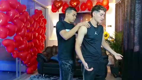 Angelo Mark Fernando Taylor online show from February 9, 12:32 pm