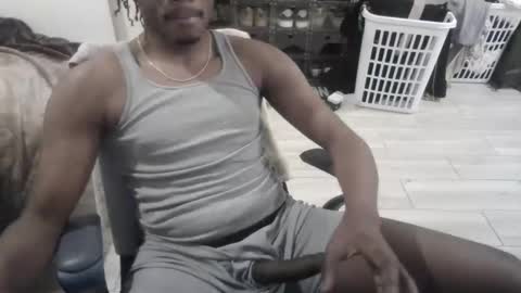 Snapshot of bquen400 chatting on October 19, 2:38 am bquen400 online show from October 19, 2:38 am