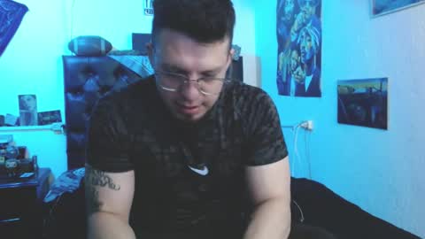 brad hot boy online show from February 24, 4:19 pm