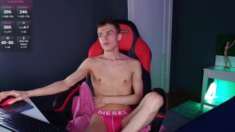 Brad online show from October 3, 3:28 pm