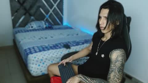 Brad online show from December 23, 12:30 am