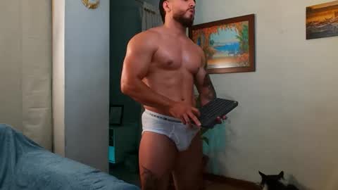 Bradley Martinez online show from November 25, 2:24 am