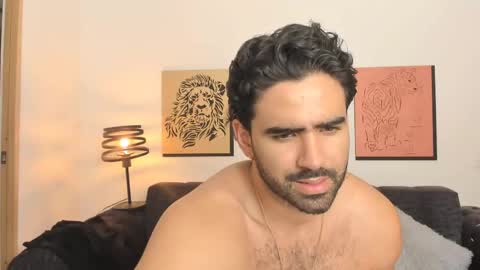 bradleymartin7 online show from April 19, 6:10 pm