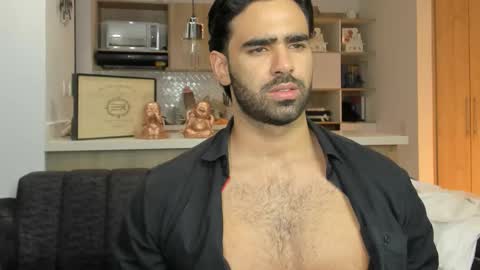 bradleymartin7 online show from November 1, 2:37 am