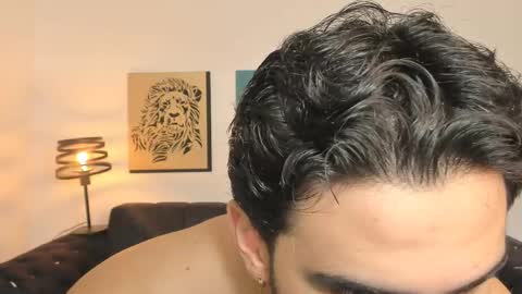 bradleymartin7 online show from April 18, 2:29 pm