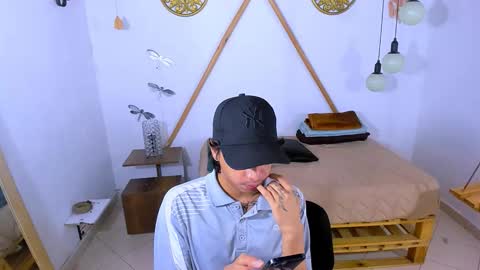 B R A N D online show from October 22, 7:05 pm