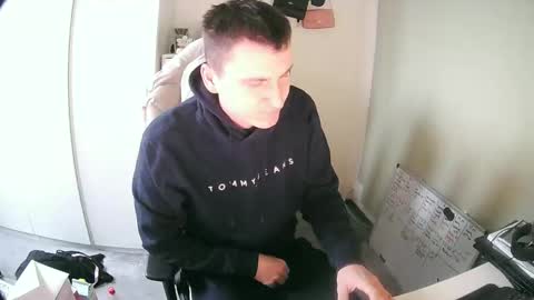 brandinator__cb online show from April 13, 6:36 am