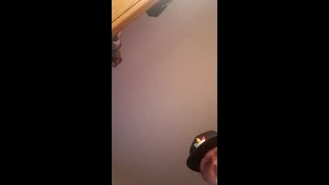 brandon281997 online show from April 2, 2:31 am