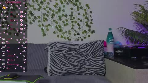 Johny Bravo online show from April 19, 6:10 pm