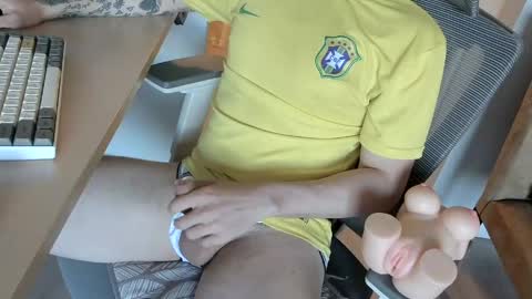 brazilian_hunger online show from May 31, 6:09 pm