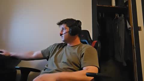 brian7891012 online show from January 15, 9:28 pm