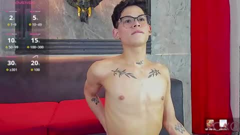 brian_hotof1 online show from July 12, 8:44 pm