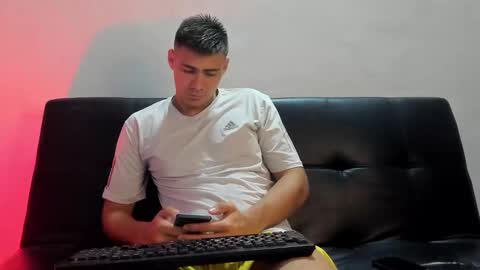 brian_mac online show from January 29, 4:05 am