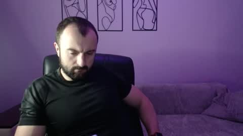 brindlefly69 online show from November 21, 12:26 pm