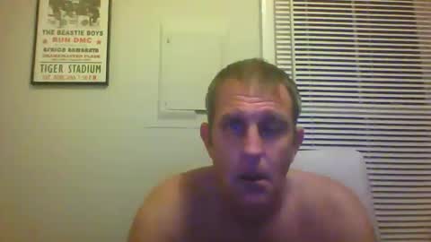 brodyb545755 online show from November 13, 1:32 am