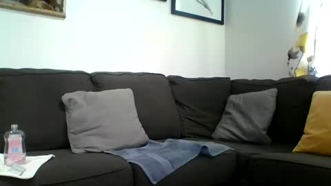 browneyez27 online show from October 13, 6:03 pm