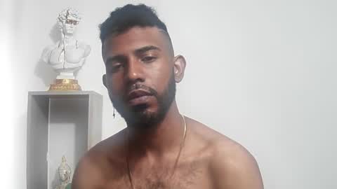 bruce_1111 online show from June 19, 2:33 pm