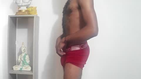 bruce_1111 online show from June 13, 7:01 pm