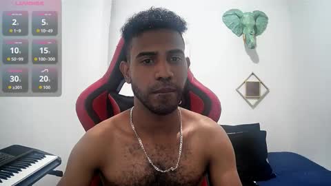 bruce_1111 online show from October 24, 9:16 pm