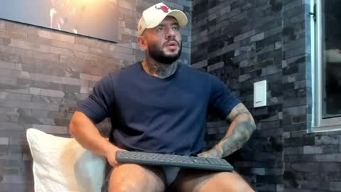 brucedallas online show from March 27, 1:10 am