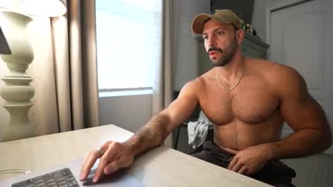 onlyfans BRUCESTRYKER online show from October 12, 9:42 pm