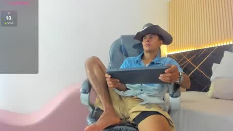 Bruno online show from June 10, 7:58 pm