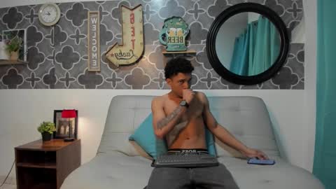 bruno_snow online show from March 4, 4:30 am