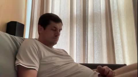 Snapshot of brunomotter chatting on January 12, 8:57 pm guyinheels online show from January 12, 8:57 pm