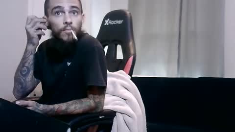 Snapshot of brxdd88 chatting on October 9, 6:57 pm BRADDY online show from October 9, 6:57 pm