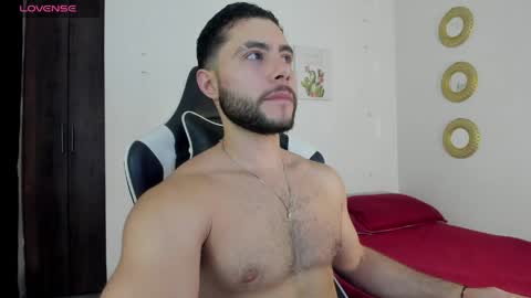 bryan_oficials online show from April 5, 5:04 am