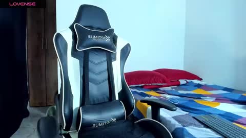 bryan_oficials online show from September 22, 6:02 am