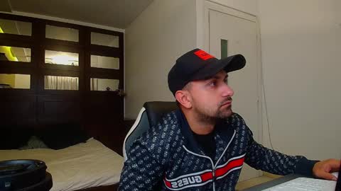 BryceReign online show from May 2, 4:59 am